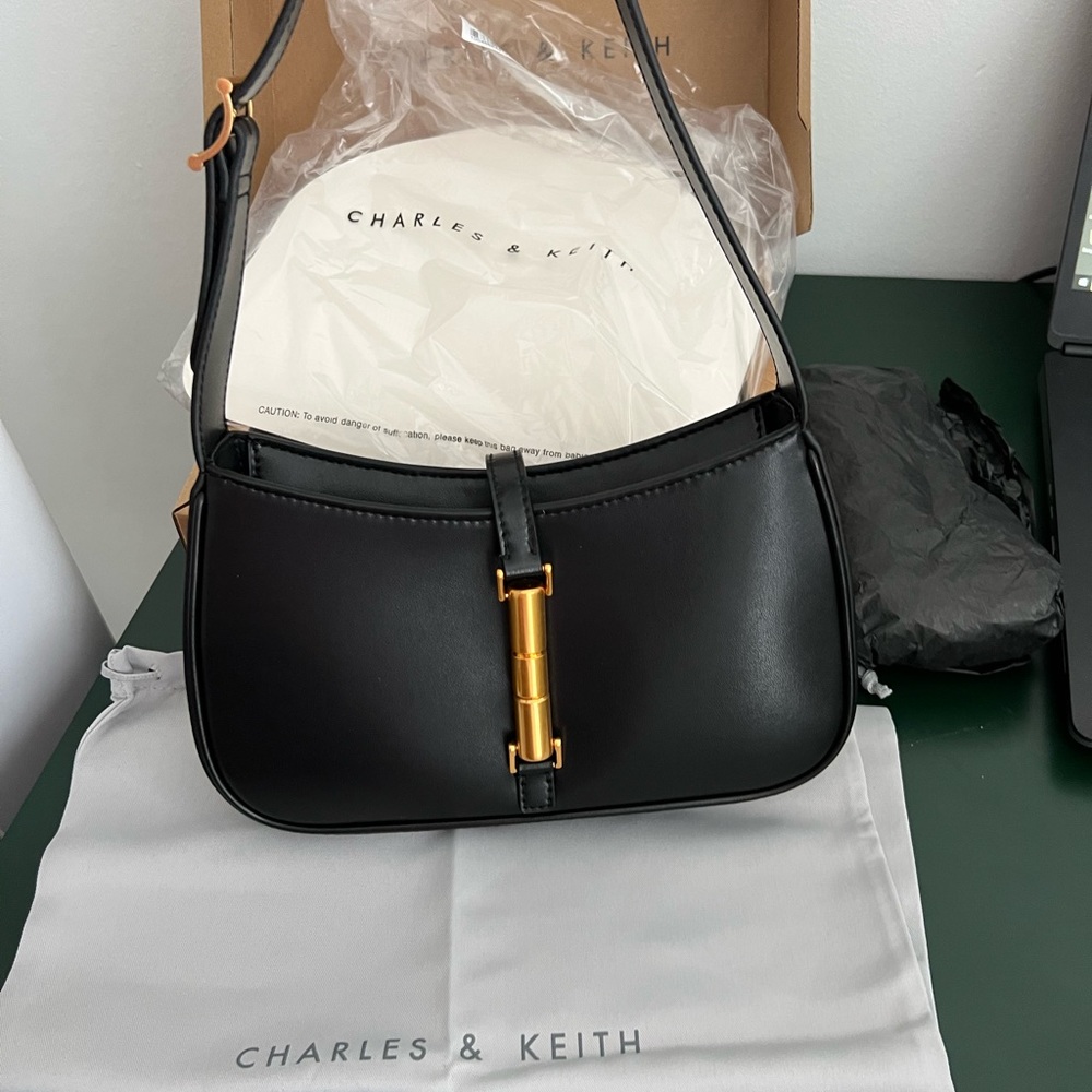 COPY - Cesia Metallic Accent Shoulder Bag - Black